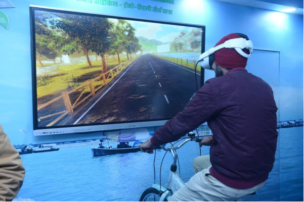 महाकुंभ 2025: प्रयागराज येथे पर्यावरण, वने आणि हवामान बदल मंत्रालयाच्या लाइफ दालनाने पर्यावरण-स्नेही जीवनशैलीबद्दल निर्माण केली जागरूकता