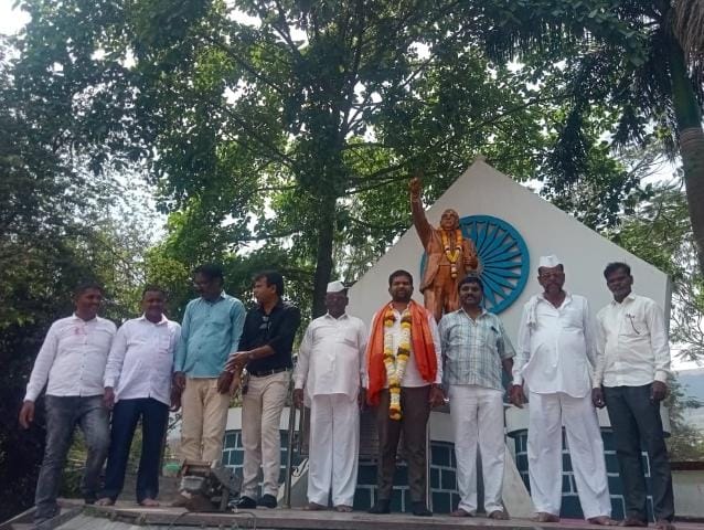 सापगाव आदिवासी विविध विकास सोसायटीच्या व्हाईस चेअरमनपदी समाधान देवराम शिंदे यांची बिनविरोध निवड