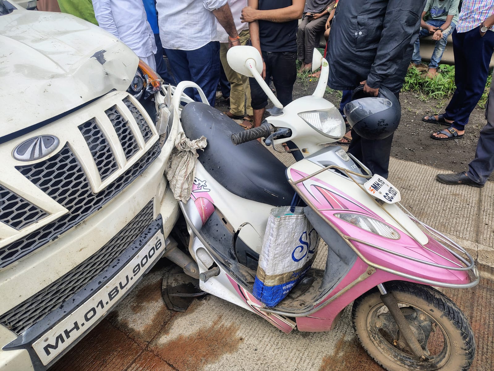 नाशिक-मुंबई महामार्गावर भीषण अपघात! 75 वर्षीय वृद्धाचा मृत्यू